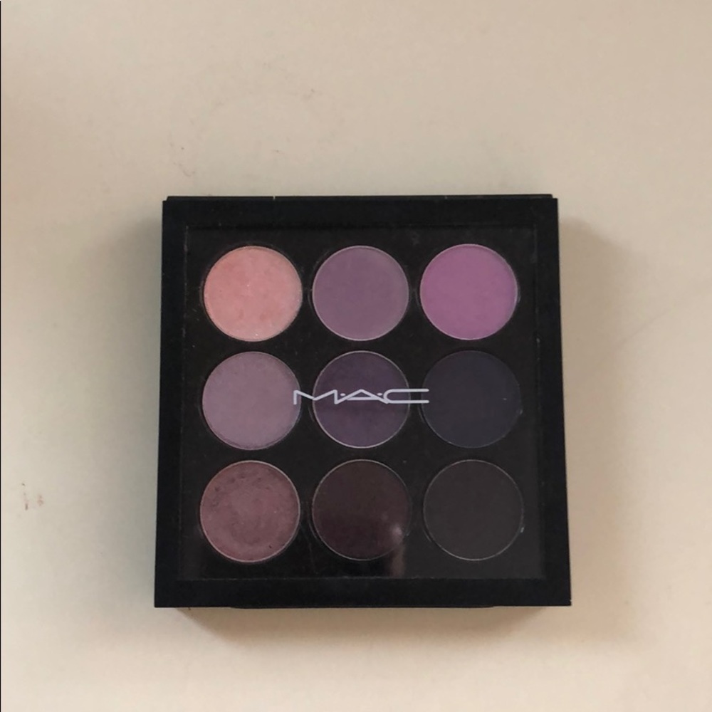 MAC 9 pan eyeshadow palette (purple)